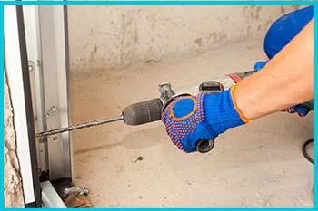 Trust Garage Door Service San Diego, CA 858-777-1946 - garage-door-springs-sid-gdr-10m